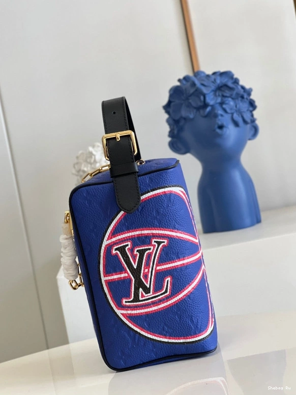 VUITTON LOUIS KIT DOPP 0723
